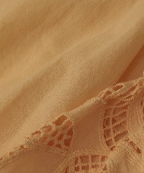 RIVE DROITE（リヴドロワ）の「袖口のレースがさりげない/コットン袖刺繍ギャザーブラウス（シャツ/ブラウス・レディース・ホワイト/ブラック/イエロー・FREE）」の12枚目の写真