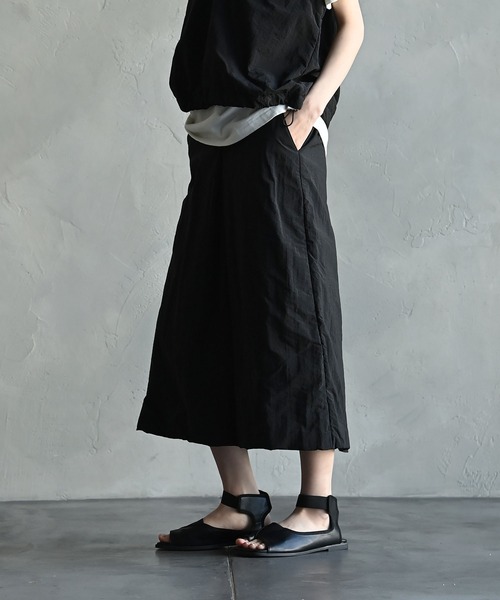 funda mine(ファンダマイン)の「funda mine 【セットアップ対応可】ナイロンドライワッシャースカート(スカート・レディース・ブラック・FREE)」の8枚目の写真