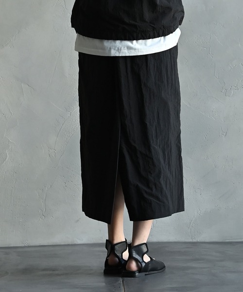 funda mine(ファンダマイン)の「funda mine 【セットアップ対応可】ナイロンドライワッシャースカート(スカート・レディース・ブラック・FREE)」の14枚目の写真