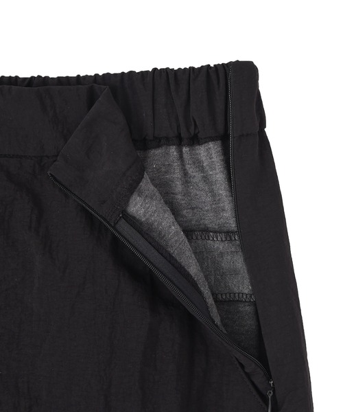 funda mine(ファンダマイン)の「funda mine 【セットアップ対応可】ナイロンドライワッシャースカート(スカート・レディース・ブラック・FREE)」の3枚目の写真