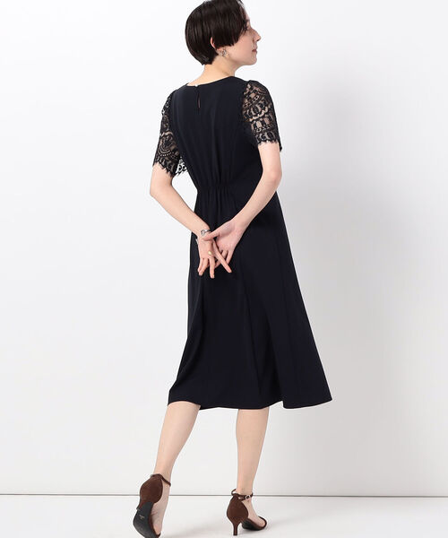 NOLLEY’S（ノーリーズ）の「◇【WEB限定】ストレッチポンチ袖レースワンピース（ワンピース・レディース・ネイビー/ブラック・38/36）」の11枚目の写真