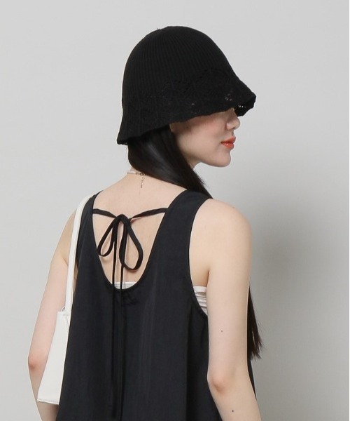 3.3 Field Trip (3.3フィールドトリップ)の「【UNISEX】3.3 Field Trip/カギアミニットバケハ 2906624(ハット・レディース・ホワイト/ブラック・FREE)」の2枚目の写真