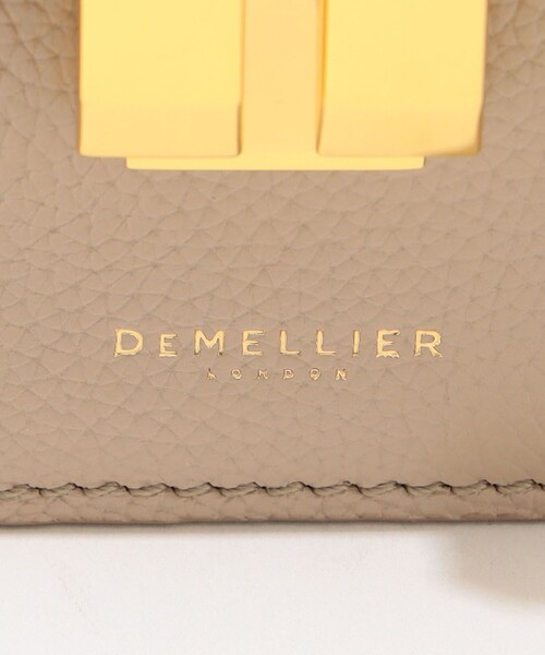 DEMELLIER LONDON（デメリエーロンドン）の「DEMELLIER VANCOUVER ショルダーバッグ（ショルダーバッグ・レディース・ライトベージュ・FREE）」の3枚目の写真