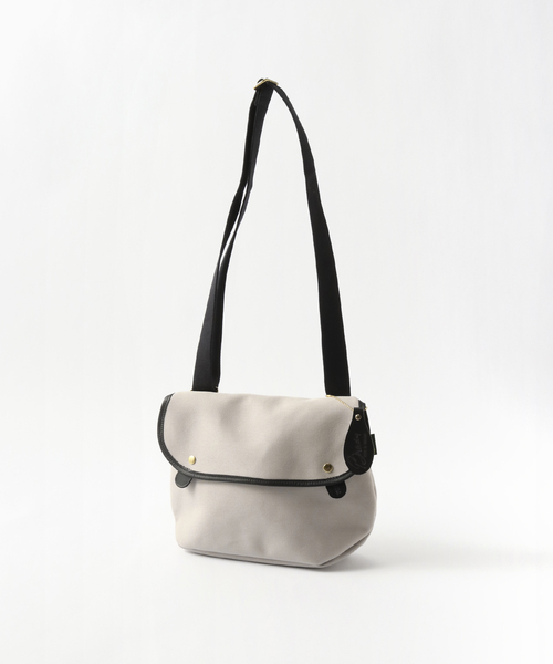 BRADY（ブレディー）の「Brady / ブレディー AVON エイボン ショルダーバッグ（ショルダーバッグ・メンズ・ベージュ/ブラック/ベージュ系その他・FREE）」の3枚目の写真