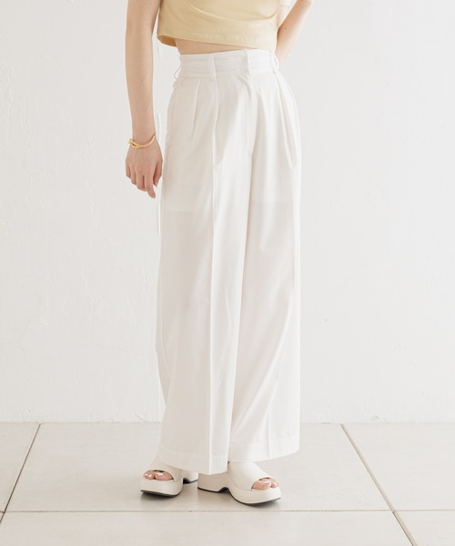 Chico(チコ)の「ダブルタックスラックスパンツ(スラックス・レディース・アイボリー/グレー/ベージュ・FREE)」の15枚目の写真