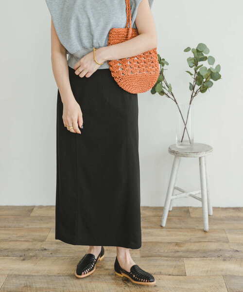 ITEMS URBANRESEARCH(アイテムズ アーバンリサーチ)の「カットジョーゼットタイトスカート(スカート・レディース・オレンジ/ブラック/モカ・SMALL/MEDIUM)」の2枚目の写真