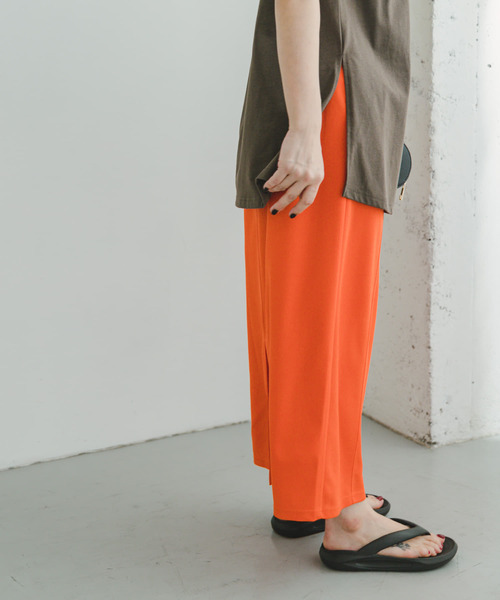 ITEMS URBANRESEARCH(アイテムズ アーバンリサーチ)の「カットジョーゼットタイトスカート(スカート・レディース・オレンジ/ブラック/モカ・SMALL/MEDIUM)」の11枚目の写真