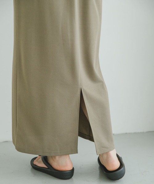 ITEMS URBANRESEARCH(アイテムズ アーバンリサーチ)の「カットジョーゼットタイトスカート(スカート・レディース・オレンジ/ブラック/モカ・SMALL/MEDIUM)」の22枚目の写真