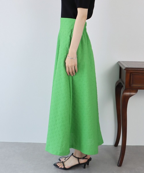 BLUEEAST（ブルーイースト）の「フクレジャガードボリュームフレアスカート（スカート・レディース・ブラック/アイボリー/グリーン・MEDIUM）」の13枚目の写真