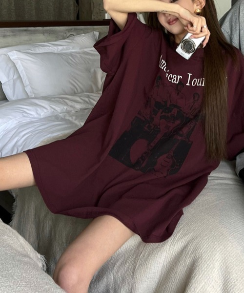 オーバーサイズロゴTシャツ