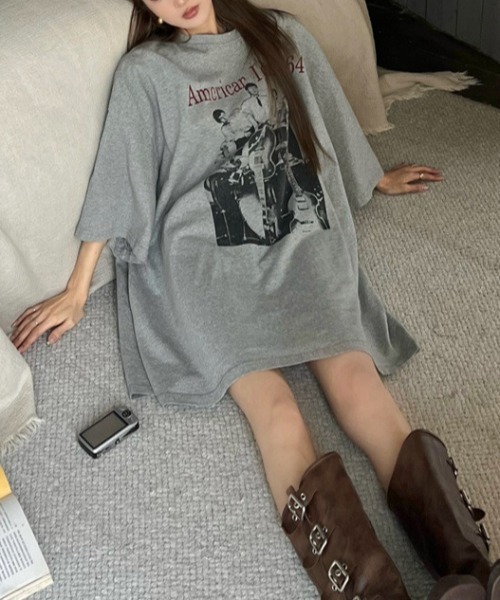 オーバーサイズロゴTシャツ