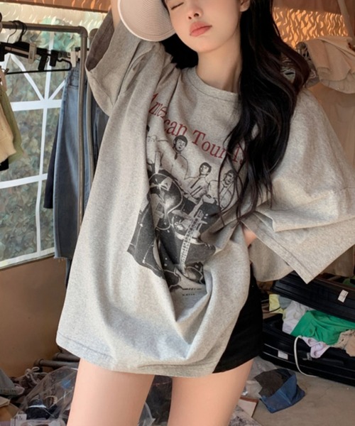 Achic（アシック）の「オーバーサイズロゴTシャツ（Tシャツ/カットソー・レディース・グレー/ワイン/ホワイト/ダークグレー/ブラック・M）」の19枚目の写真