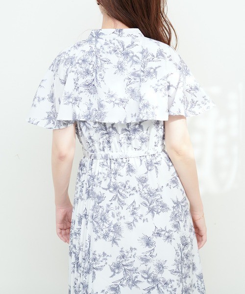 natural couture(ナチュラルクチュール)の「サイドプリーツケープ風ワンピース(ワンピース・レディース・グリーン/ネイビー/グレイッシュベージュ/ミント/ピンクベージュ/その他1・FREE)」の16枚目の写真