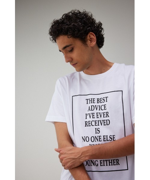 AZUL by moussy(アズールバイマウジー)の「BOX LOGO MESSAGE Tシャツ/ボックスロゴメッセージT(Tシャツ/カットソー・メンズ・ライトベージュ/ブラック/ホワイト・LARGE/SMALL/MEDIUM)」の6枚目の写真