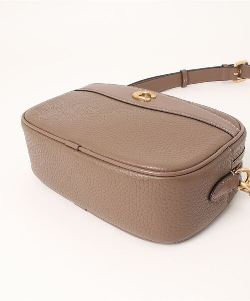 COACH（コーチ）の「カメラ バッグ（ショルダーバッグ）」 - WEAR