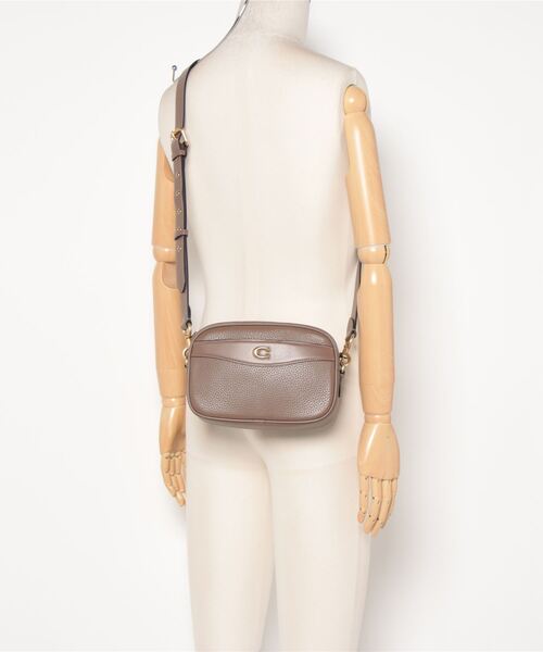 COACH（コーチ）の「カメラ バッグ（ショルダーバッグ）」 - WEAR