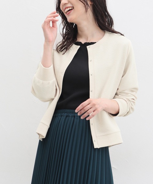 Honeys（ハニーズ）の「ドット釦クルーネックカーディガン（カーディガン/ボレロ・レディース・アイボリー/ブルー系その他/オレンジ/ブラック/ブラウン・L/LL/M/3L）」の7枚目の写真