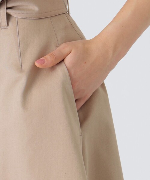 BLUE LABEL CRESTBRIDGE（ブルーレーベルクレストブリッジ）の