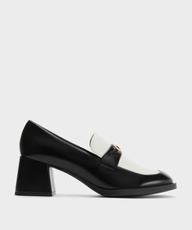 CHARLES & KEITH（チャールズ & キース）の「メタリック