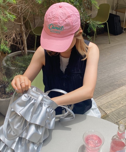 wears(ウェアーズ)の「PU素材 ティアードフリルトートバッグ(トートバッグ・レディース・パープル/ブラック/シルバー/アイボリー・FREE)」の16枚目の写真