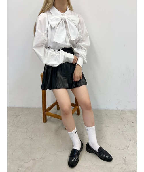 PHILLY(フィリー)の「【PHILLY】くしゅくしゅリボンSETブラウス(シャツ/ブラウス・レディース・ブルー/ホワイト/ブラック・FREE)」の8枚目の写真