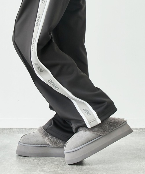 ANAP（アナップ）の「厚底ムートンスリッポン（スリッポン・レディース・ピンク/ダークグレー/ベージュ・M/S/L）」の2枚目の写真