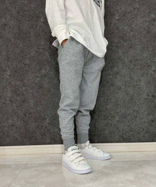 THE CASUAL（カジュアル）の「ダンボールニット　スウェットパンツ（スウェットパンツ・キッズ・チャコール/ベージュ/ネイビー/ベージュ系/杢グレー/ヘザーチャコール/ブラック/カーキ/その他/オレンジ/ダークグリーン・110cm/120cm/130cm/140cm/150cm/160cm）」の2枚目の写真