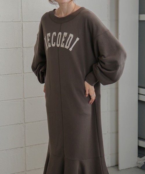 Bab（バブ）の「【低身長向けサイズあり】袖ボリューム前後2WAYマーメイドスウェットワンピース（ワンピース・レディース・チャコールグレー/杢グレー/サックスブルー/ブラック/モカ・S/M）」の3枚目の写真