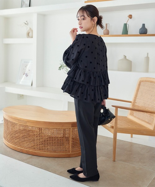 Petitle（プチレ）の「[ 低身長向けサイズ ] フロッキードットティアードブラウス（シャツ/ブラウス・レディース・オフホワイト/ネイビー/ブラック・PM）」の7枚目の写真