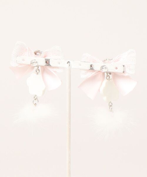 Ank Rouge（アンクルージュ）の「肉球リボンピアス（ピアス（両耳用）・レディース・ブラック/ホワイト/ピンク/ブルー・FREE）」の5枚目の写真