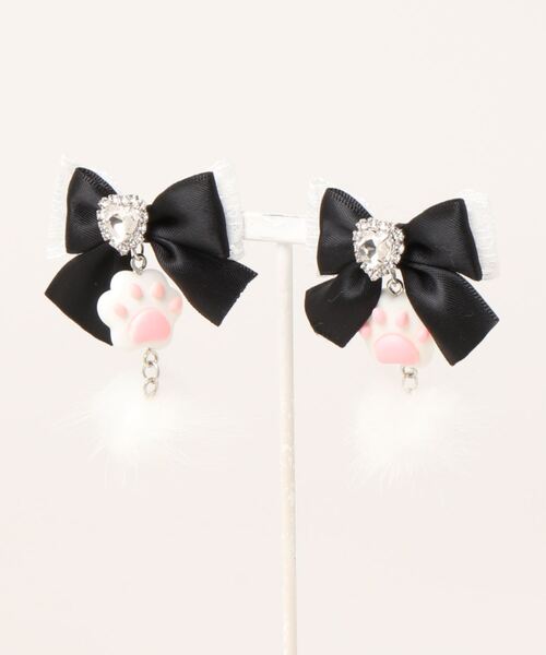 Ank Rouge（アンクルージュ）の「肉球リボンピアス（ピアス（両耳用）・レディース・ブラック/ホワイト/ピンク/ブルー・FREE）」の7枚目の写真