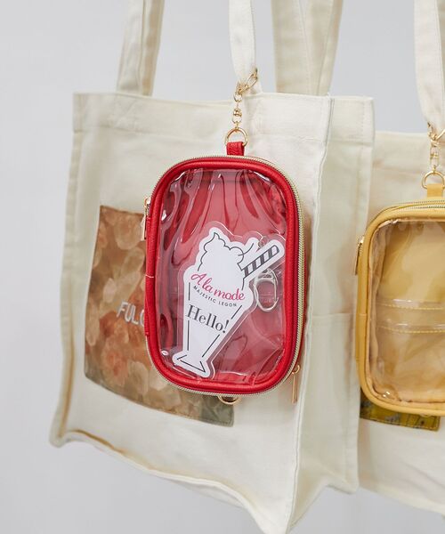 MAJESTIC LEGON（マジェスティックレゴン）の「推し活ポーチ付きトート（トートバッグ・レディース・ベージュ/イエロー/レッド/ブラック/ブルー・FREE）」の5枚目の写真