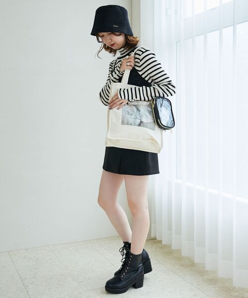 MAJESTIC LEGON（マジェスティックレゴン）の「推し活ポーチ付きトート（トートバッグ・レディース・ベージュ/イエロー/レッド/ブラック/ブルー・FREE）」の6枚目の写真