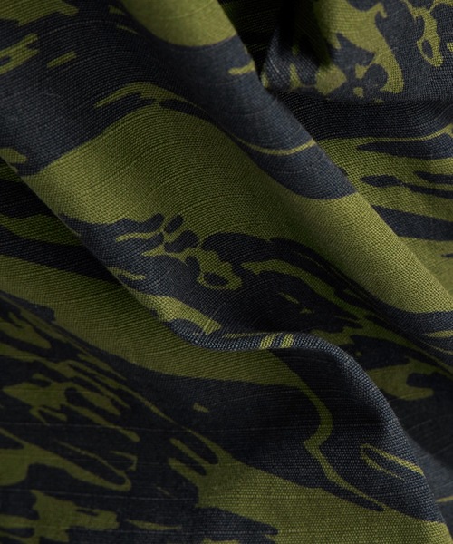 G-STAR(ジースター)の「3D REGULAR TAPERED CARGO PANTS 2.0/立体裁断レギュラーテーパードカーゴパンツ/タイガーカモフラ(カーゴパンツ・メンズ・タイガーカモ・28/30/30/30/31/30/32/30/33/30/34/30/29/30/32/32/30/32/31/32/29/32/28/32/33/32)」の7枚目の写真