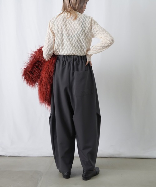 新品未使用　LUCA　ルカ　大人ワイドはかまパンツ　黒 LUCA⁄LADY LUCK LUCA（ルカ⁄レディラックルカ）の「LC⁄LLL タック