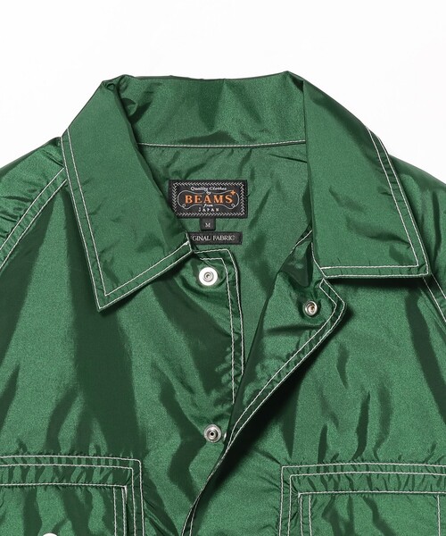 BEAMS PLUS(ビームスプラス)の「BEAMS PLUS / ブライト ナイロン スポーツ シャツ ジャケット(ブルゾン・メンズ・シルバー/グリーン・L/M/S/XL)」の18枚目の写真