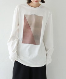 HER CLOSET | 【shemoshelly】WEB限定ニュアンスパネルプリントロゴロンT(Tシャツ/カットソー)