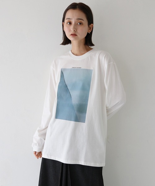 shemoshelly】WEB限定ニュアンスパネルプリントロゴロンT（T