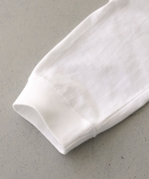 HER CLOSET（ハークローゼット）の「【HER CLOSET】WEB限定ニュアンスパネルプリントロゴロンT WEB LIMITED NUANCE PANEL PRINT LOGO LONG TEE（Tシャツ/カットソー・レディース・ブラウン/グレイッシュベージュ/サックスブルー/チャコールグレー・M/S/L）」の21枚目の写真