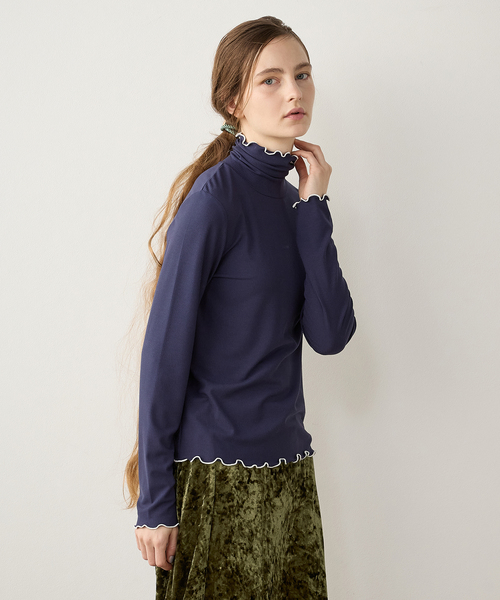 LE SOUK HOLIDAY(ルスークホリデー)の「メローハイネックプルオーバー(Tシャツ/カットソー・レディース・ネイビー/グリーン/ブラック/オフホワイト・M/L)」の4枚目の写真