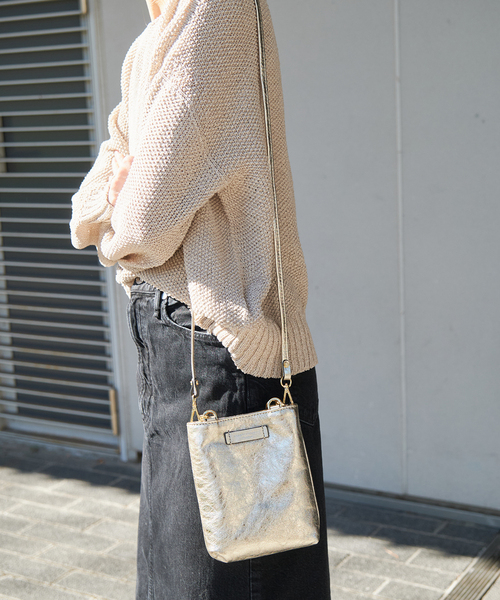 GIANNI CHIARINI（ジャンニ キアリーニ）の「【GIANNI CHIARINI / ジャン二キャリー二】CAMILLA（ショルダーバッグ・レディース・ゴールド/シルバー・FREE）」の4枚目の写真