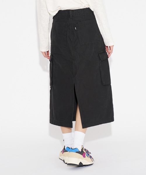 Levi's（リーバイス）の「Levi's/リーバイス カーゴ ミディスカート ブラック METEORITE（スカート・レディース・ブラック・23inch/27inch/26inch/25inch/24inch/28inch）」の14枚目の写真