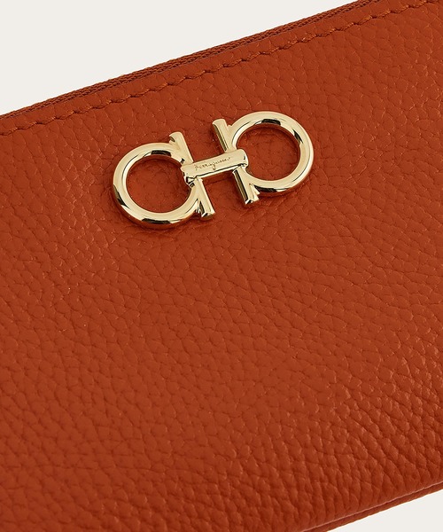 FERRAGAMO（フェラガモ）の「キーケース（キーケース/キーアクセサリー・レディース・テラコッタ・ONE SIZE）」の2枚目の写真