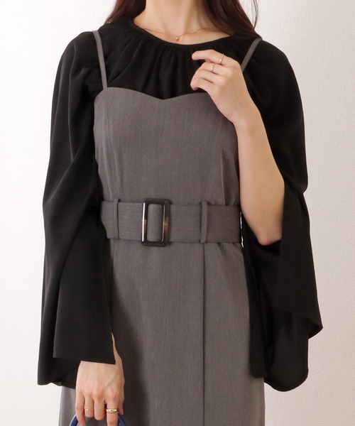 Lace Ladies(レースレディース)の「スリット入り フレア スリーブ ギャザー ネック ブラウス(シャツ/ブラウス・レディース・ホワイト/ベージュ/ネイビー/ブラック・FREE)」の7枚目の写真