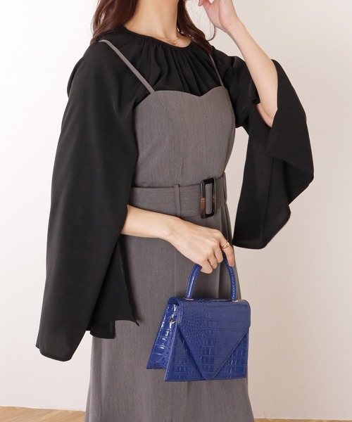 Lace Ladies(レースレディース)の「スリット入り フレア スリーブ ギャザー ネック ブラウス(シャツ/ブラウス・レディース・ホワイト/ベージュ/ネイビー/ブラック・FREE)」の10枚目の写真