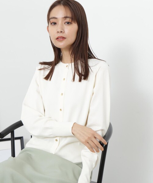 N.（N. Natural Beauty Basic）（エヌエヌナチュラルビューティーベーシック）の「◆ゴールドボタンカーディガン（カーディガン/ボレロ・レディース・グリーン/ネイビー/オフホワイト・MEDIUM）」の6枚目の写真