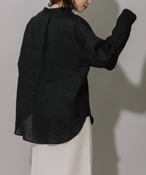 Munich（ミューニック）の「60sフレンチリネンキャンバスVネックシャツ（シャツ/ブラウス・レディース・グリーン/ホワイト/ブラック/アイボリー・FREE）」の21枚目の写真