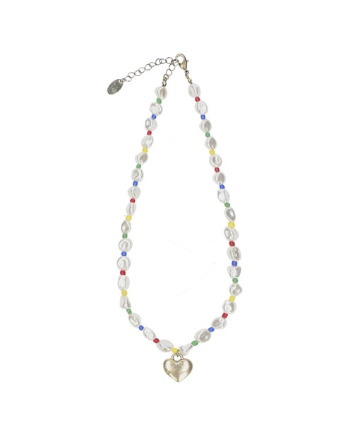 MILKFED.(ミルクフェド)の「HEART CHARM BEADED NECKLACE(ネックレス・レディース・マルチ・ONE SIZE)」の6枚目の写真