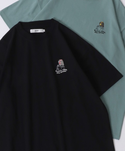 SITRY(シトリー)の「SITRY Girl Embroidery T-shirt/別注 オーバーサイズ ガール ワンポイント刺繍 半袖Tシャツ レディース メンズ(Tシャツ/カットソー・レディース・ブルー/グリーン/ホワイト/ブラック/ホワイト系その他/ブラック系その他/グリーン系その他/ブルー系その他・M/L/XL)」の4枚目の写真
