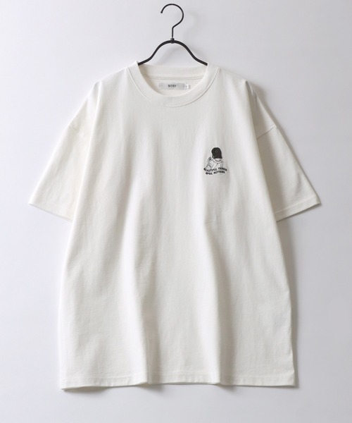 SITRY(シトリー)の「SITRY Girl Embroidery T-shirt/別注 オーバーサイズ ガール ワンポイント刺繍 半袖Tシャツ レディース メンズ(Tシャツ/カットソー・レディース・ブルー/グリーン/ホワイト/ブラック/ホワイト系その他/ブラック系その他/グリーン系その他/ブルー系その他・M/L/XL)」の16枚目の写真